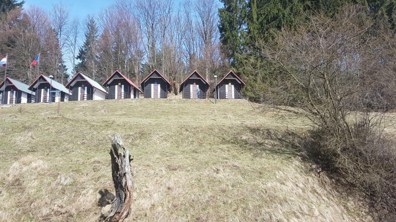 Olivin Kytlice Hiker Huts Otel Dış mekan fotoğraf