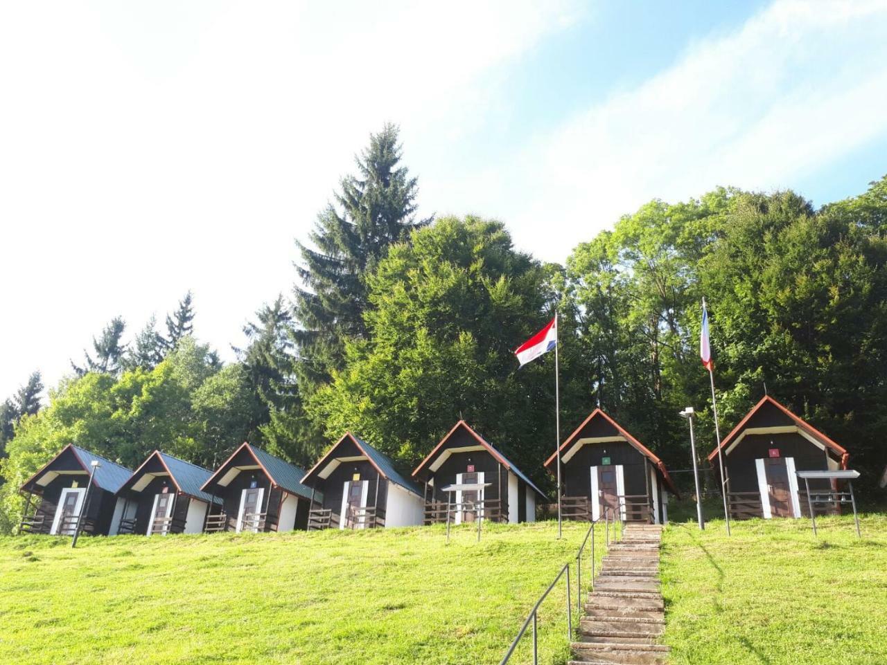 Olivin Kytlice Hiker Huts Otel Dış mekan fotoğraf