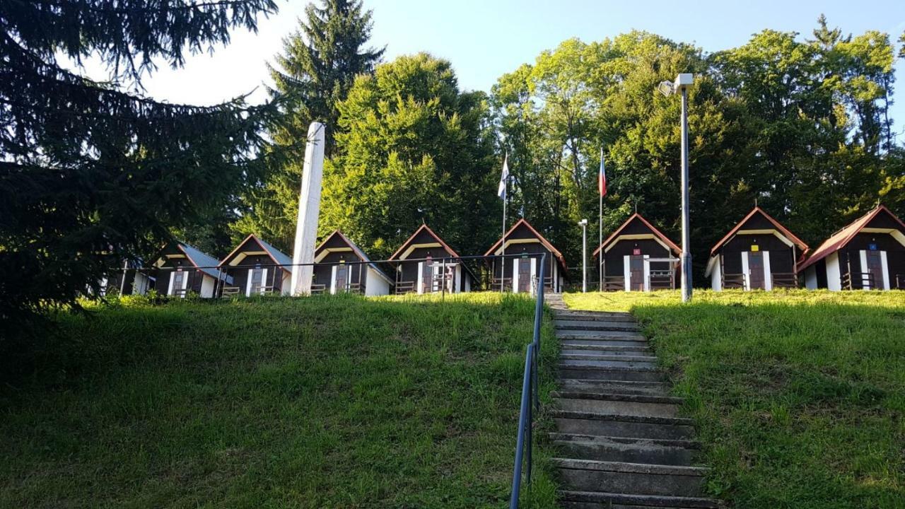 Olivin Kytlice Hiker Huts Otel Dış mekan fotoğraf